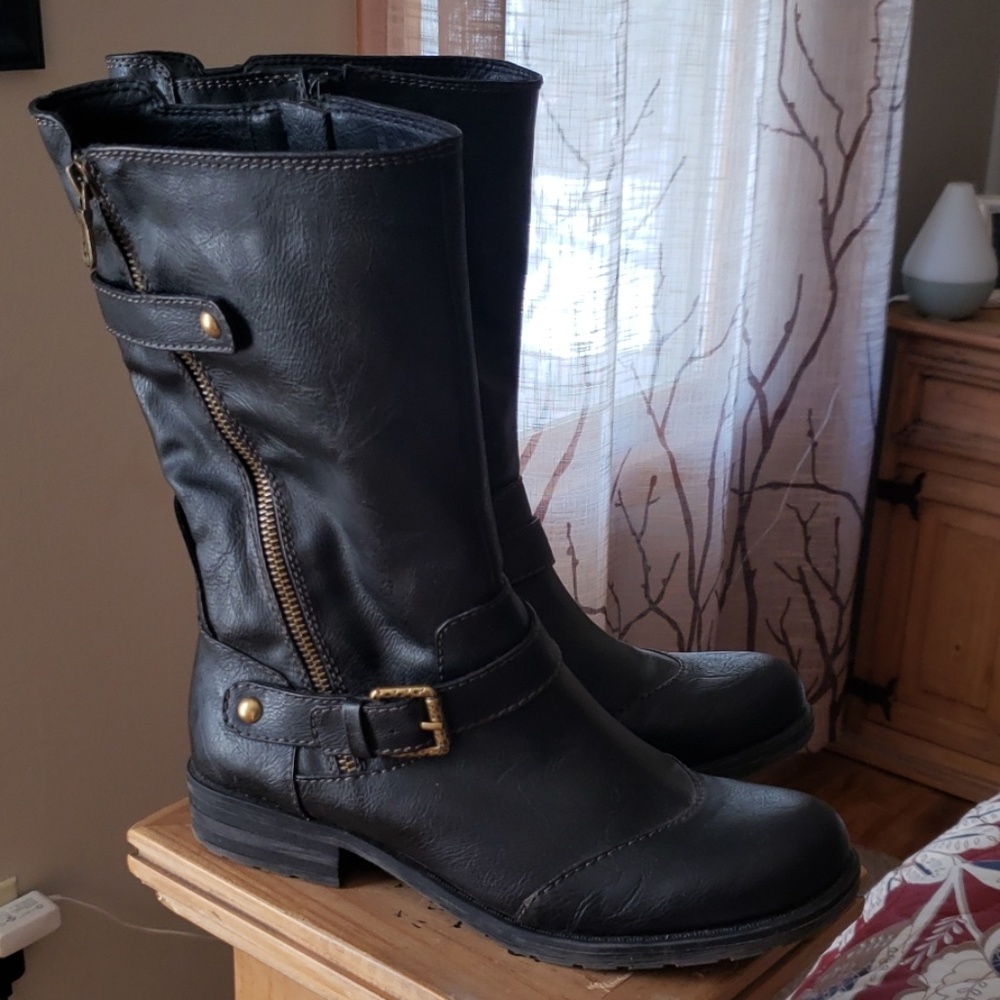 Naturalizer Boots